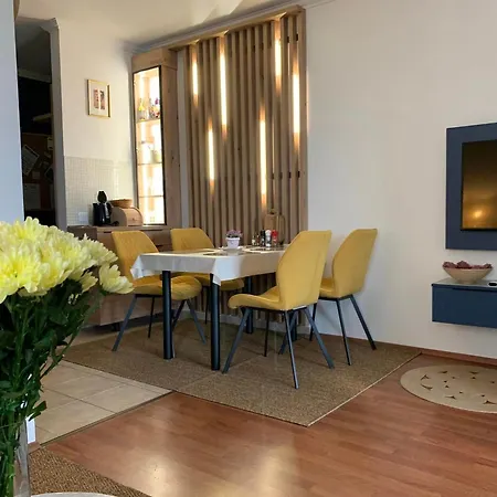 Sovirag Apartment *