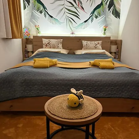 Sovirag Apartment
