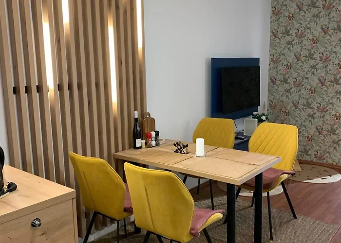 アパート Sovirag エゲルサローク