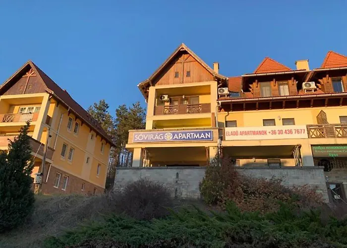 アパート Sovirag エゲルサローク