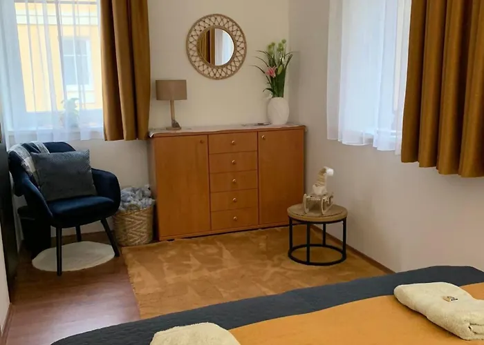 アパート Sovirag エゲルサローク